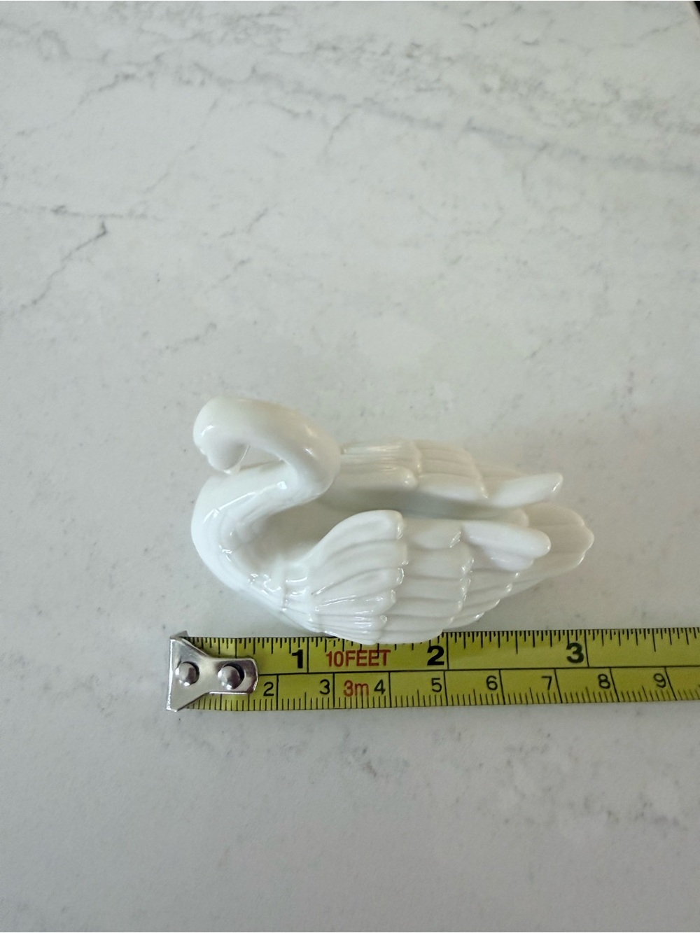 Pair of Vintage Lenox Swan Card Holders - Picture 3 of 4